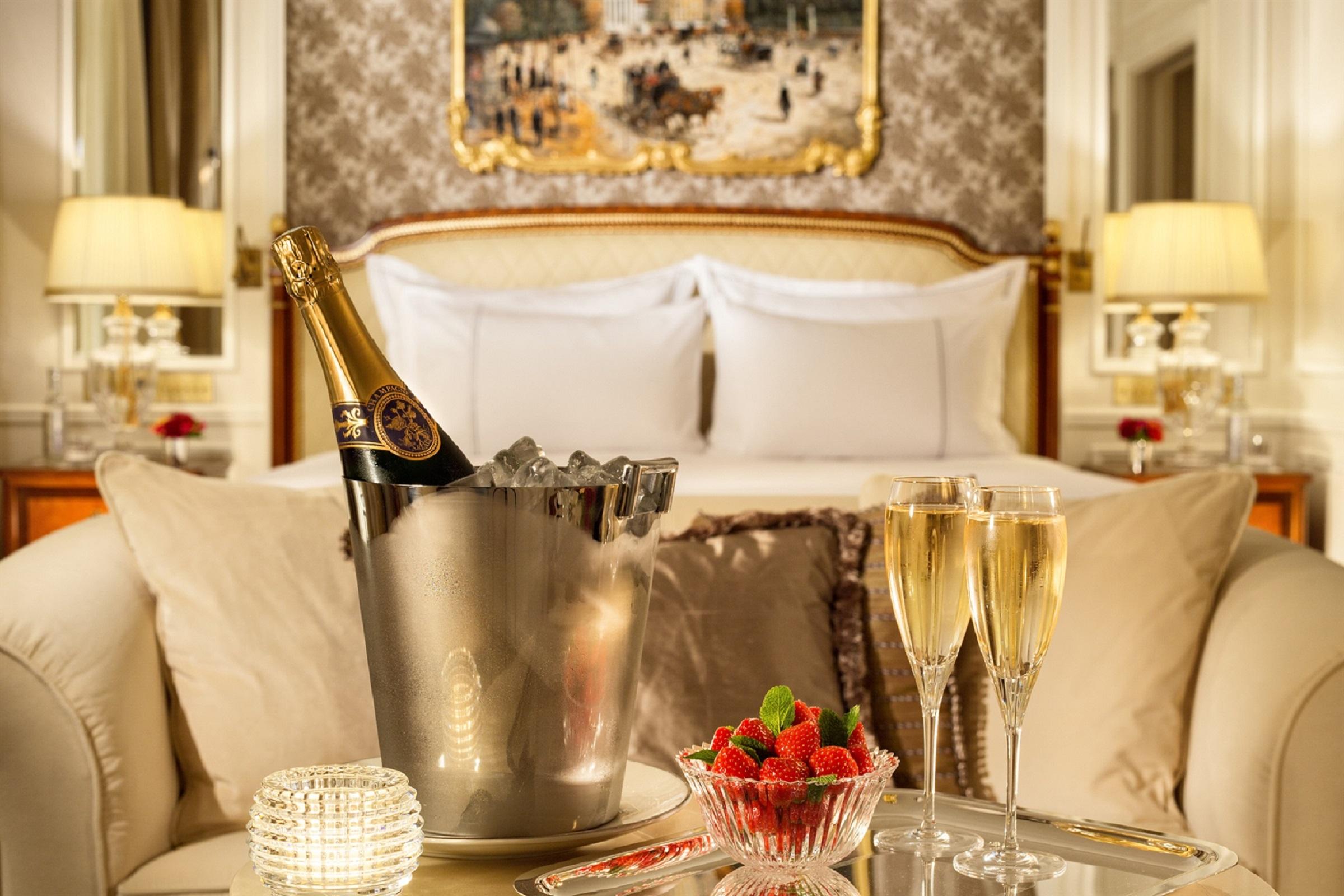 Hotel Splendide Royal Paris - Relais & Chateaux Exterior photo