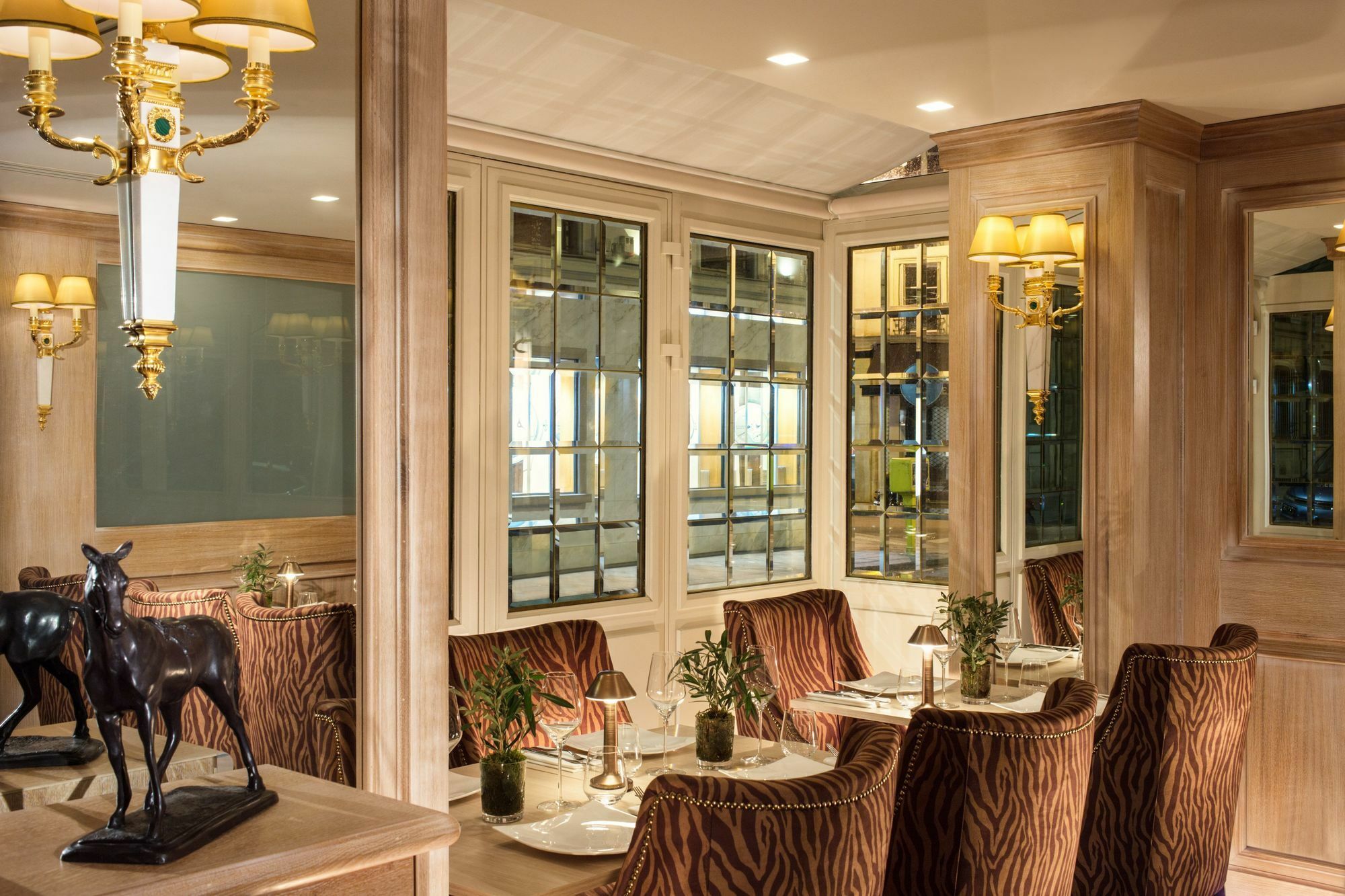 Hotel Splendide Royal Paris - Relais & Chateaux Exterior photo